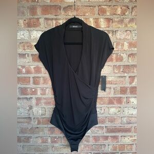 Badgley Mischka Crossover Cap Sleeve Bodysuit🖤
